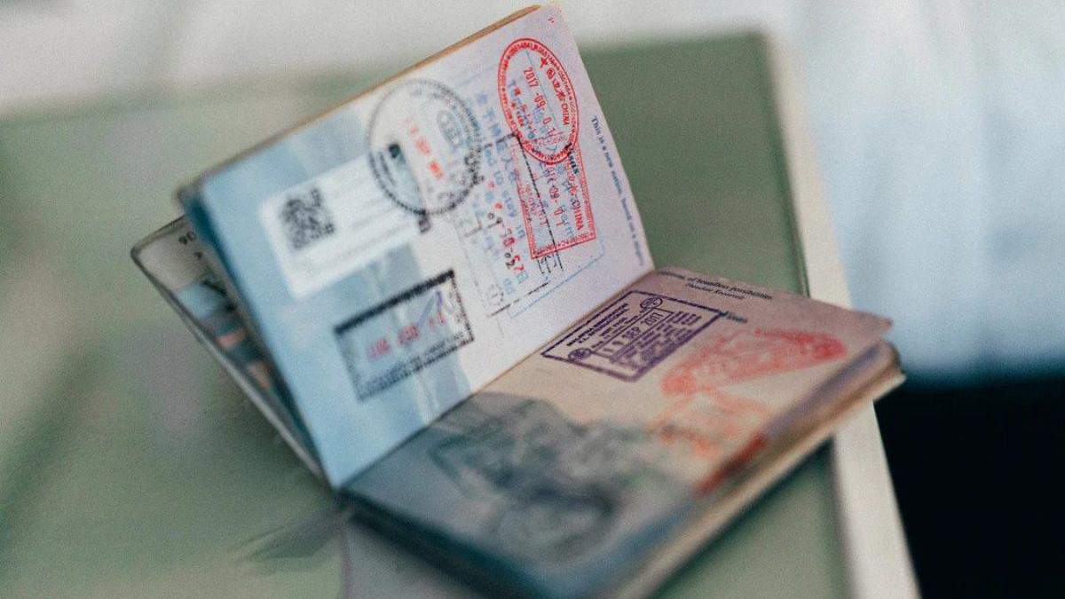 Робота у Німеччині: чи можуть українці працювати з польською візою або карткою побуту - Закордон