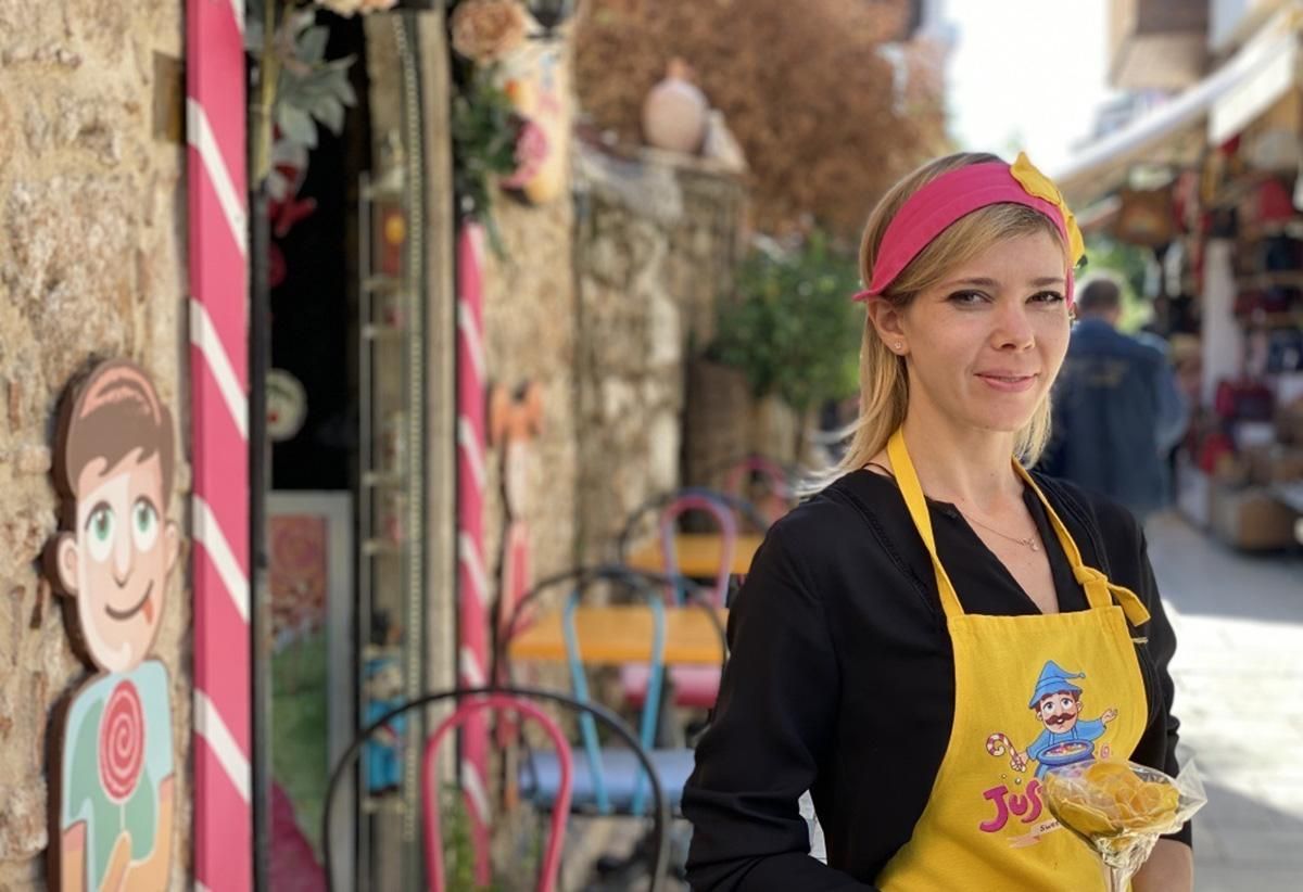 Українка заснувала майстерню карамелі в Анталії Українка заснувала майстерню карамелі в Анталії