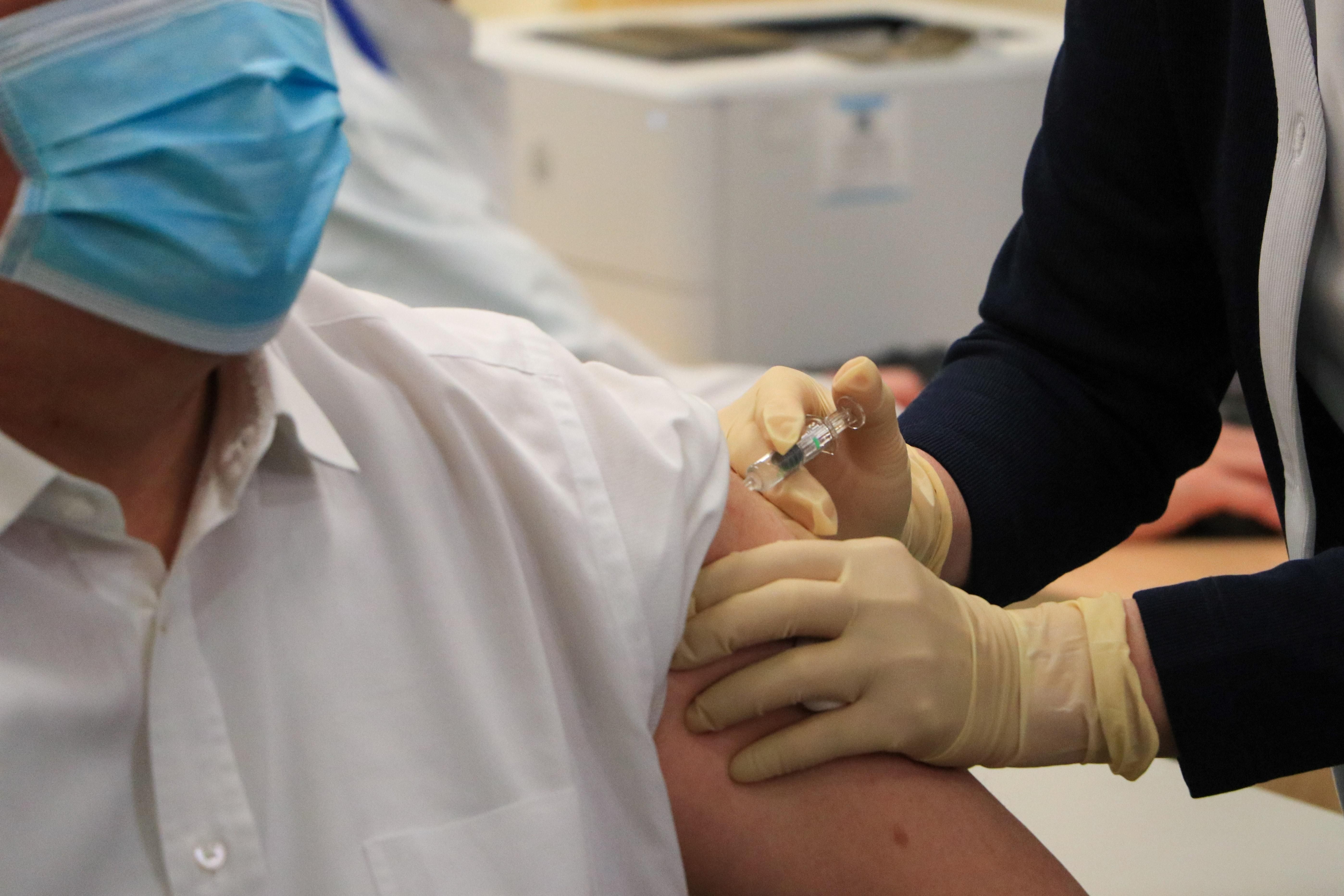 Польські лікарі закликають не боятися вакцин від COVID-19
