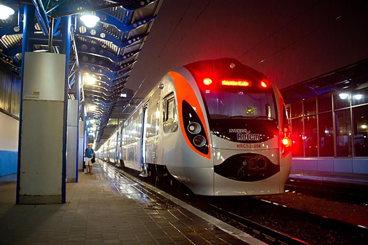 В Варшаве ожидают появление новых трамваев Hyundai В Варшаве ожидают появление новых трамваев Hyundai