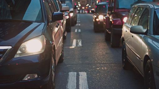 У Польщі зміняться правила реєстрації транспортних засобів: що чекає на власників авто