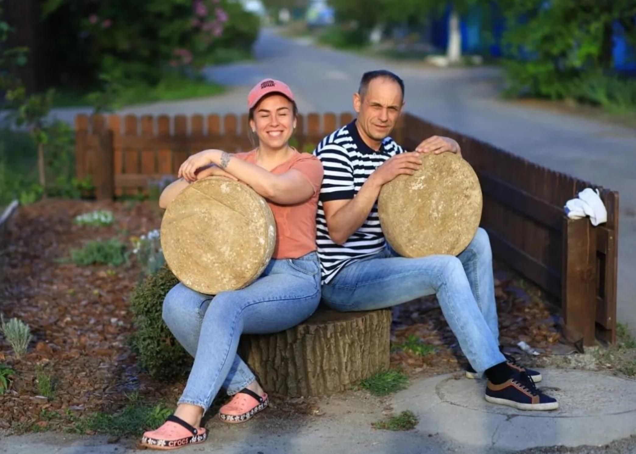 Альона разом з чоловіком відкрили крафтову сироварню Альона разом з чоловіком відкрили крафтову сироварню