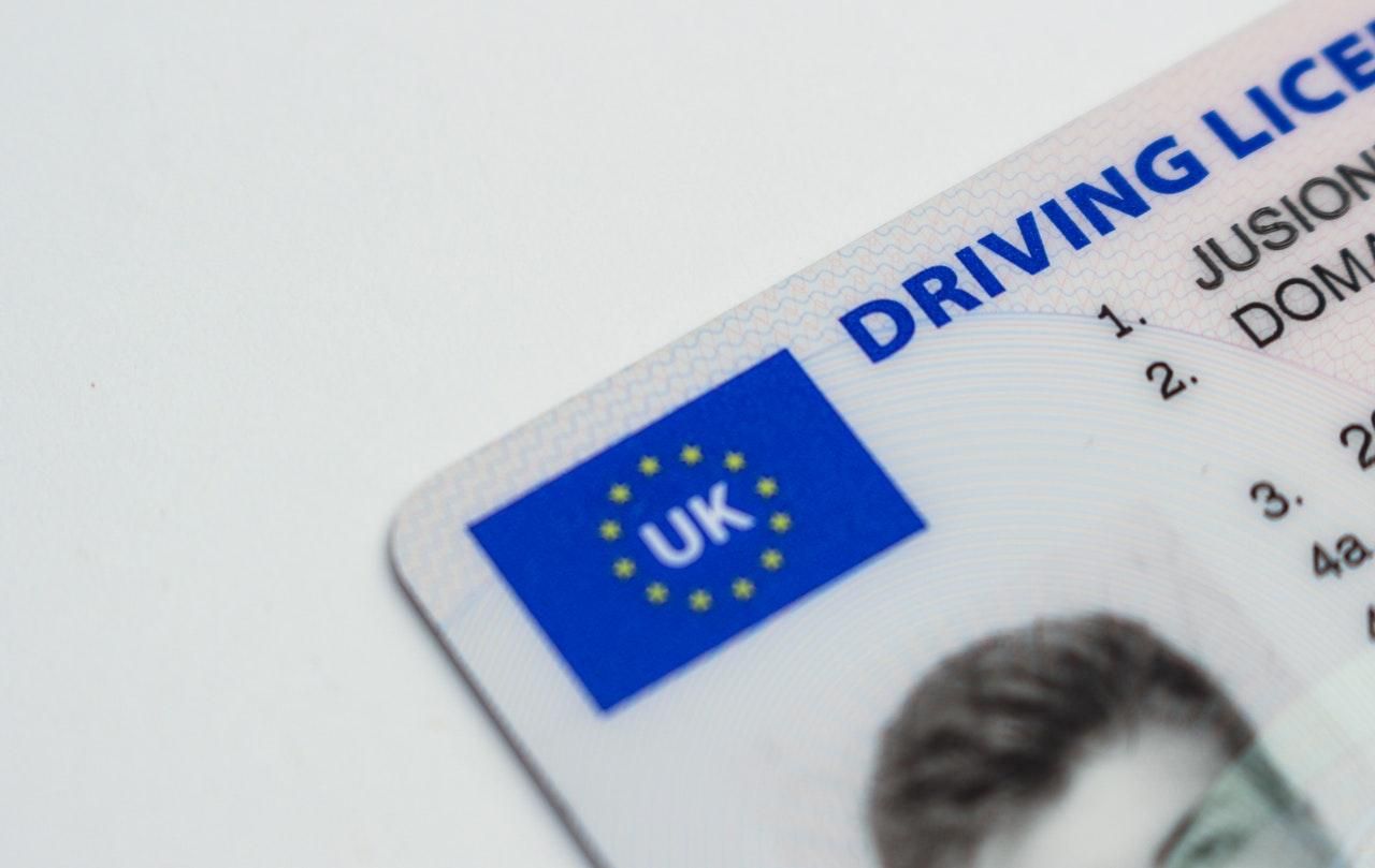 Обменять украинское удостоверение водителя на британское