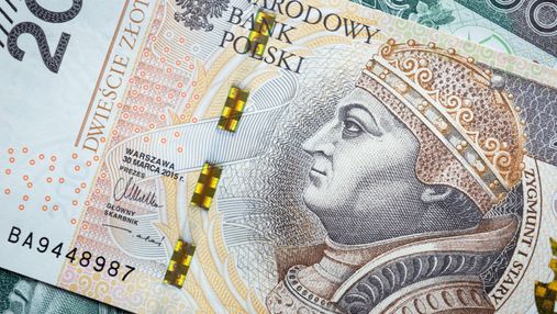 Перші вакциновані жителі Польщі вже отримали грошові призи: нові деталі державної лотереї