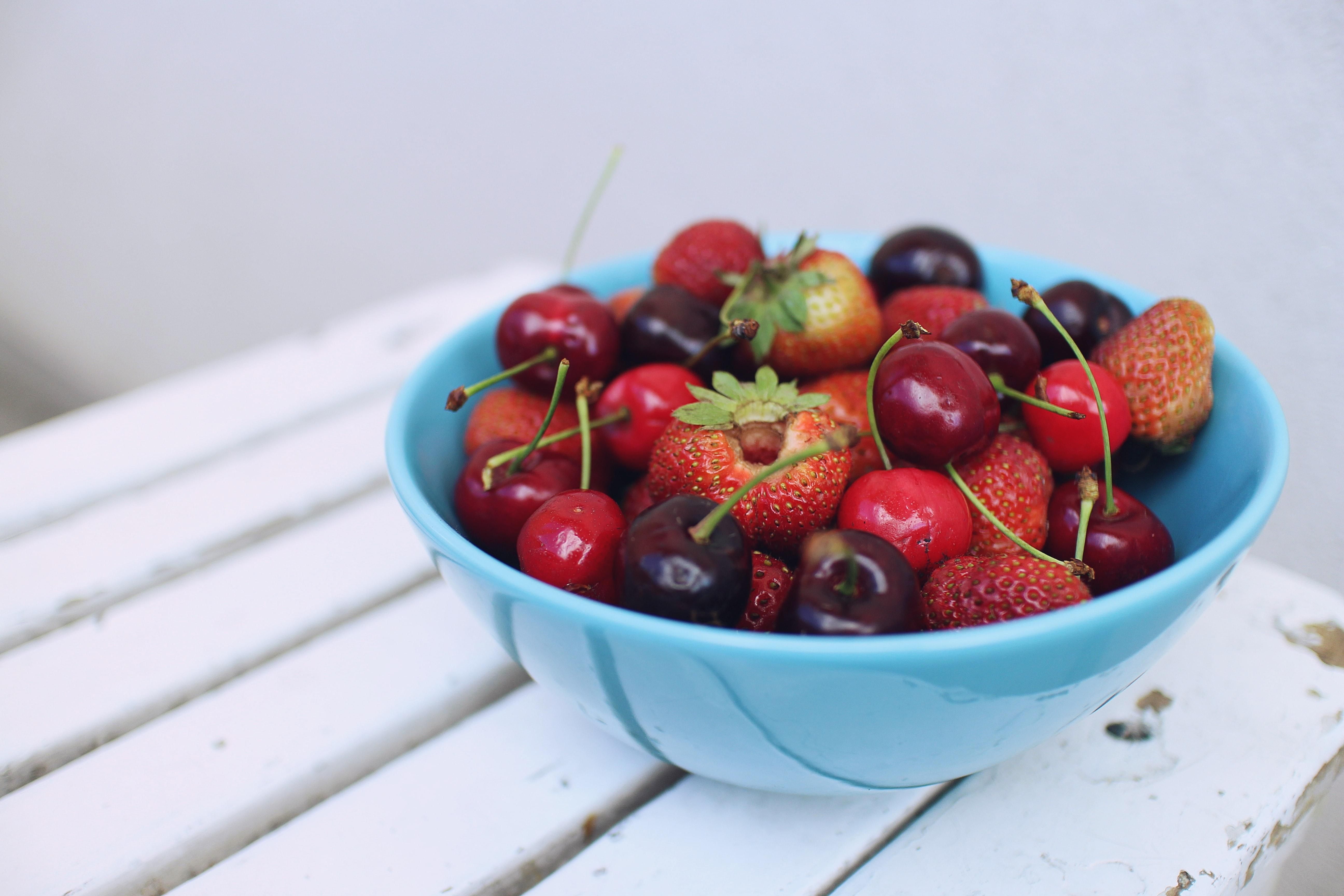 Жители Польши рассказали, где покупают вкусные сезонные ягоды