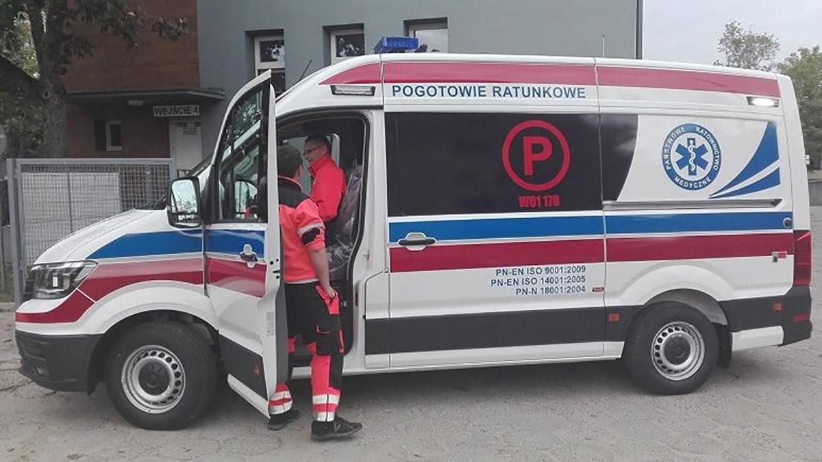 Во Вроцлаве украинец на легковом авто столкнулся с автомобилем скорой помощи