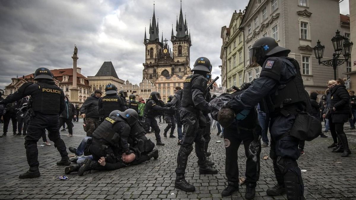 Скільки українських нелегалів затримали у Чехії Скільки українських нелегалів затримали у Чехії