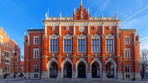 Цінні знання: скільки коштує навчання в польських університетах
