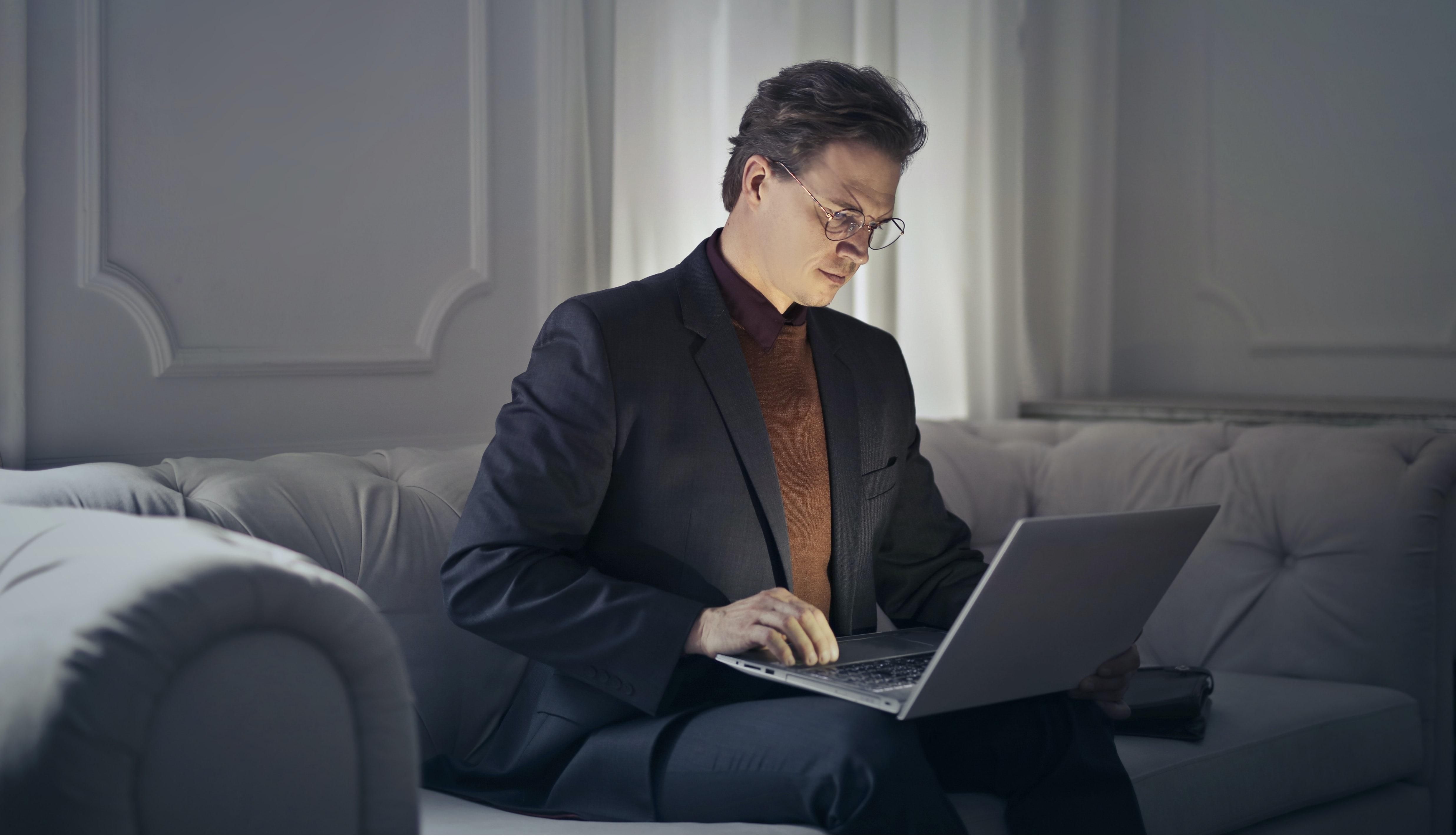 Експерти розповіли, як відрізнити недобросовісних посередників при пошуку роботи за кордоном Експерти розповіли, як відрізнити недобросовісних посередників при пошуку роботи за кордоном