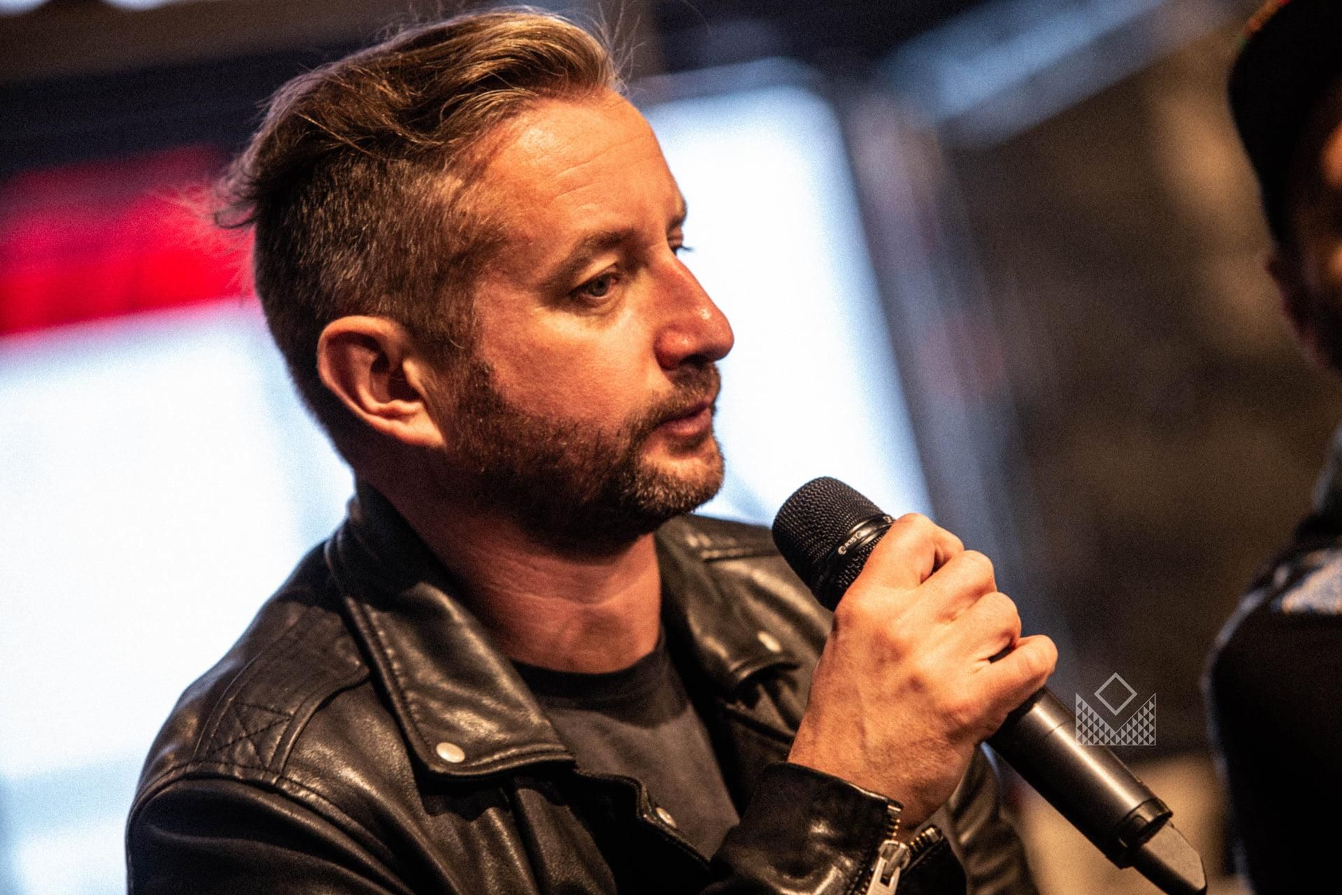 Поезію Жадана опублікували в New York Times - Закордон Поезію Жадана опублікували в New York Times - Закордон