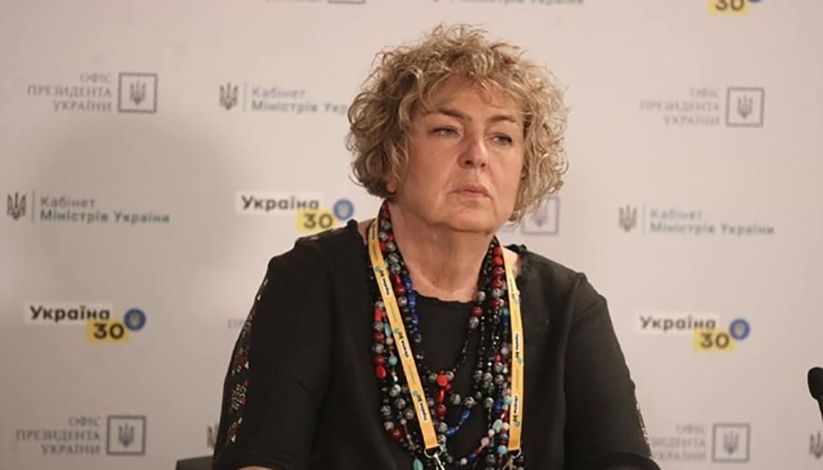 Большинство верит, что где-то жить лучше, – Элла Либанова об украинской моде на эмиграцию - Закордон Большинство верит, что где-то жить лучше, – Элла Либанова об украинской моде на эмиграцию - Закордон