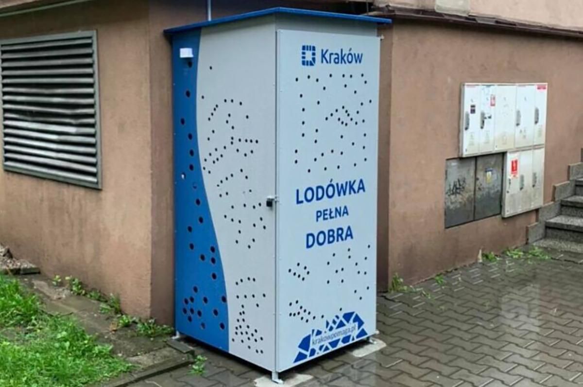 "Холодильник полный добра": в Польше создали интересный социальный проект - Закордон