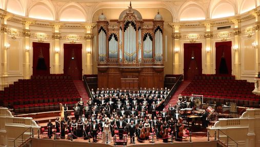 Украли личные вещи и инструменты: Львовский симфонический оркестр ограбили в Нидерландах