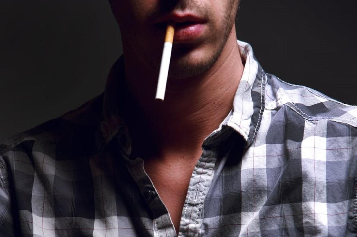 Пошел на преступление ради любимой привычки: украинец в Польше украл 60 пачек сигарет - Закордон Пошел на преступление ради любимой привычки: украинец в Польше украл 60 пачек сигарет - Закордон