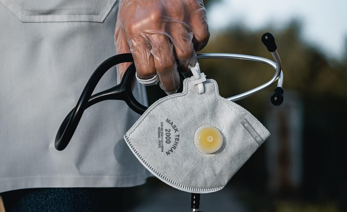 5 тысяч злотых к зарплате: кто в Польше может претендовать на такой бонус - Закордон 5 тысяч злотых к зарплате: кто в Польше может претендовать на такой бонус - Закордон