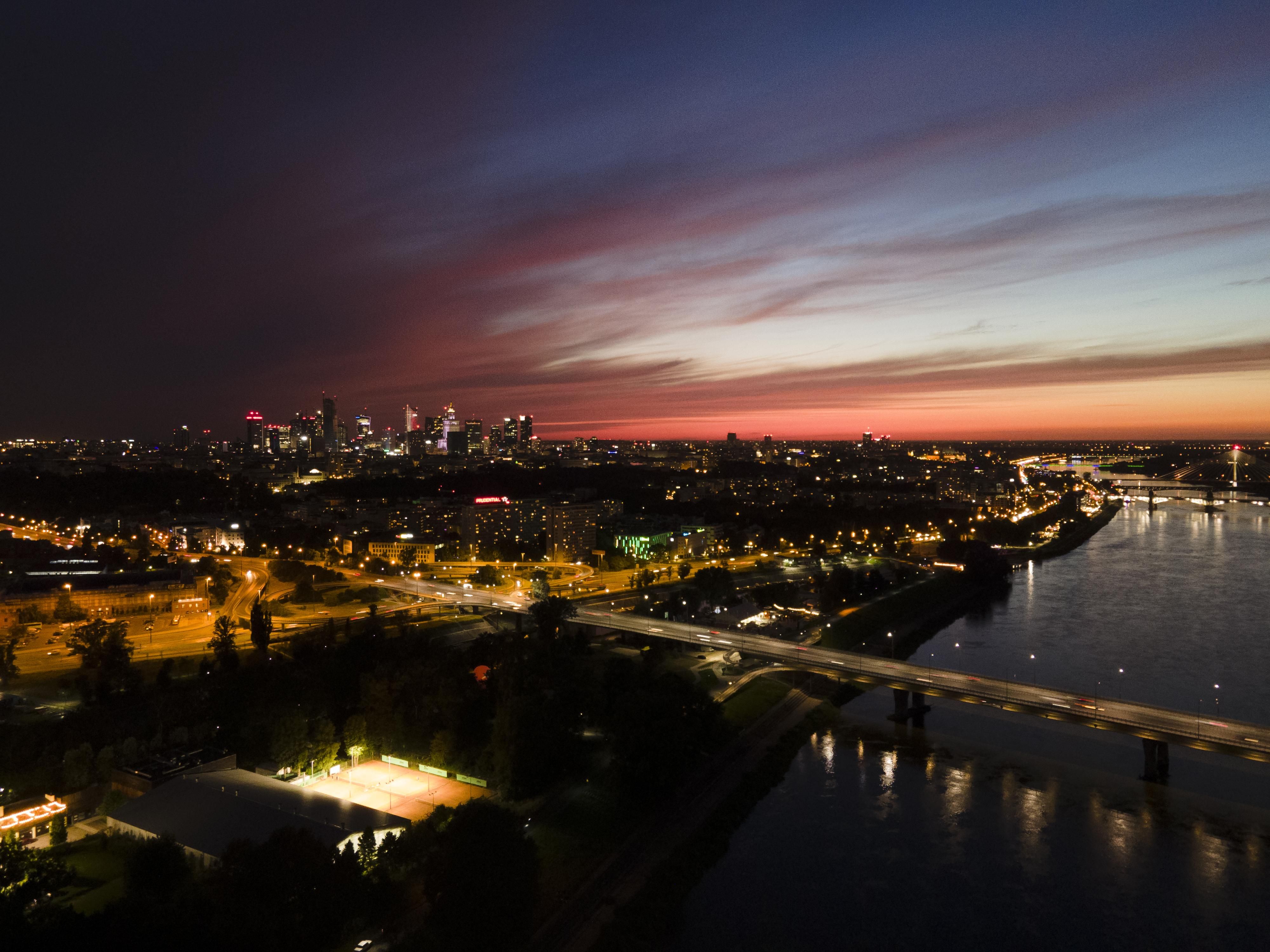 Варшава увійшла до рейтингу найкрасивіших нічних міст світу Варшава увійшла до рейтингу найкрасивіших нічних міст світу