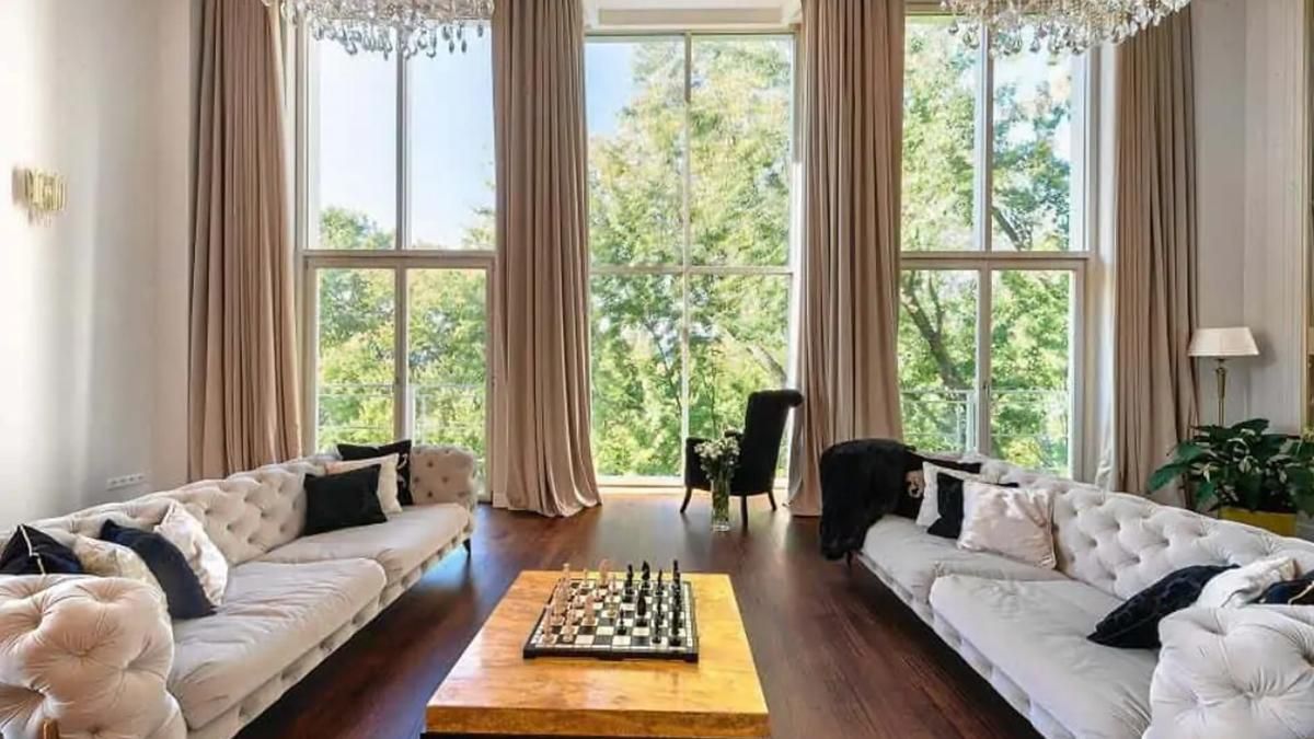 Дворівневий пентхаус із терасою на даху: як виглядає найдорожча квартира у Варшаві - Закордон Дворівневий пентхаус із терасою на даху: як виглядає найдорожча квартира у Варшаві - Закордон