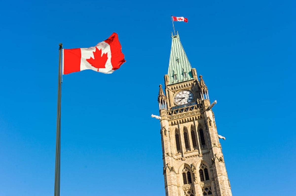 Звуки Різдва: навпроти будівлі федерального парламенту Канади зазвучать українські колядки - Закордон Звуки Різдва: навпроти будівлі федерального парламенту Канади зазвучать українські колядки - Закордон