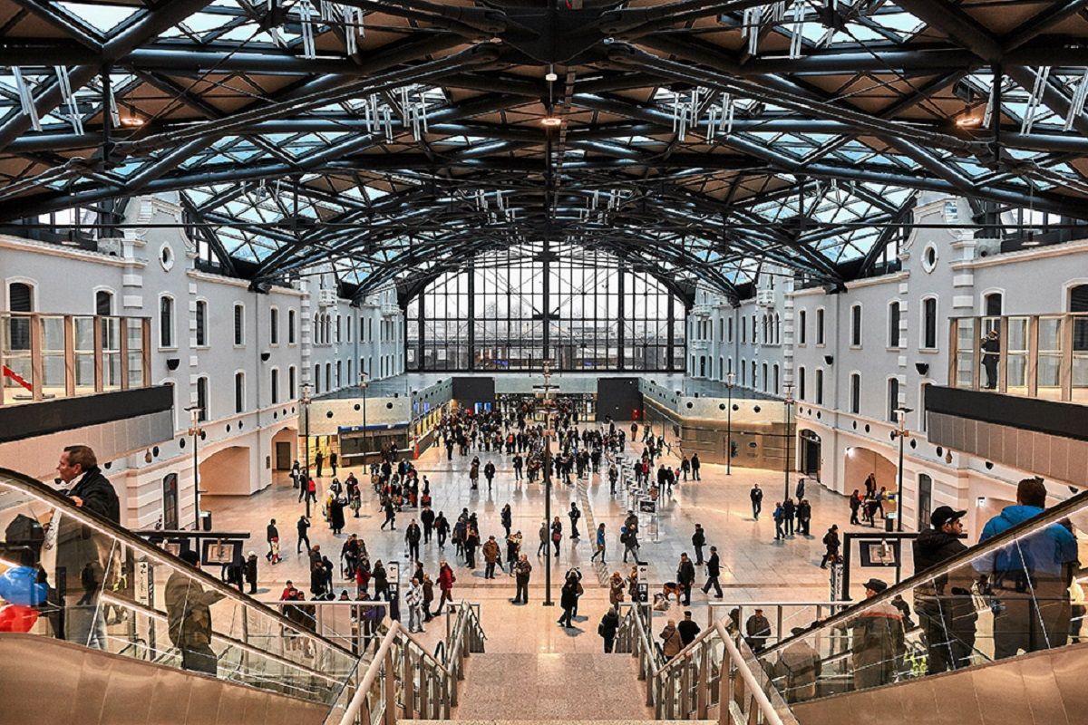 Стрелял в охранников на вокзале резиновыми пулями: украинцу в Польше грозит арест - Закордон Стрелял в охранников на вокзале резиновыми пулями: украинцу в Польше грозит арест - Закордон