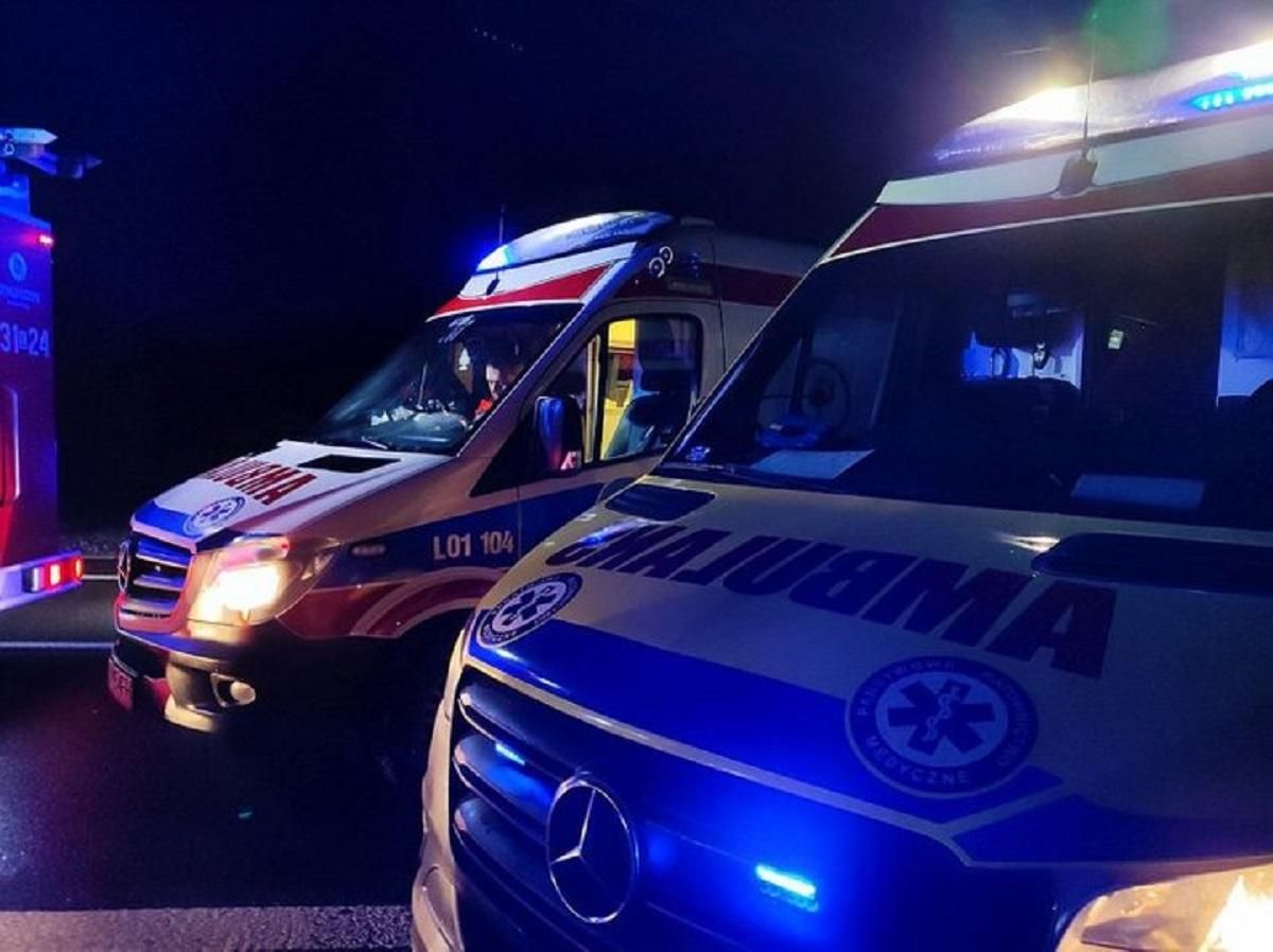 Автобус с сообщением "Ивано-Франковск – Варшава" перевернулся в Польше: что известно - Закордон Автобус с сообщением "Ивано-Франковск – Варшава" перевернулся в Польше: что известно - Закордон