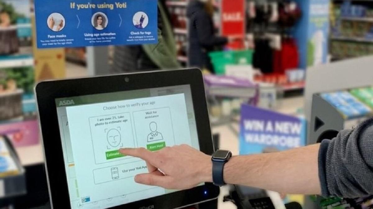 Паспорт більше не потрібен: у магазинах Британії нейромережі визначатимуть вік покупців алкоголю Паспорт більше не потрібен: у магазинах Британії нейромережі визначатимуть вік покупців алкоголю