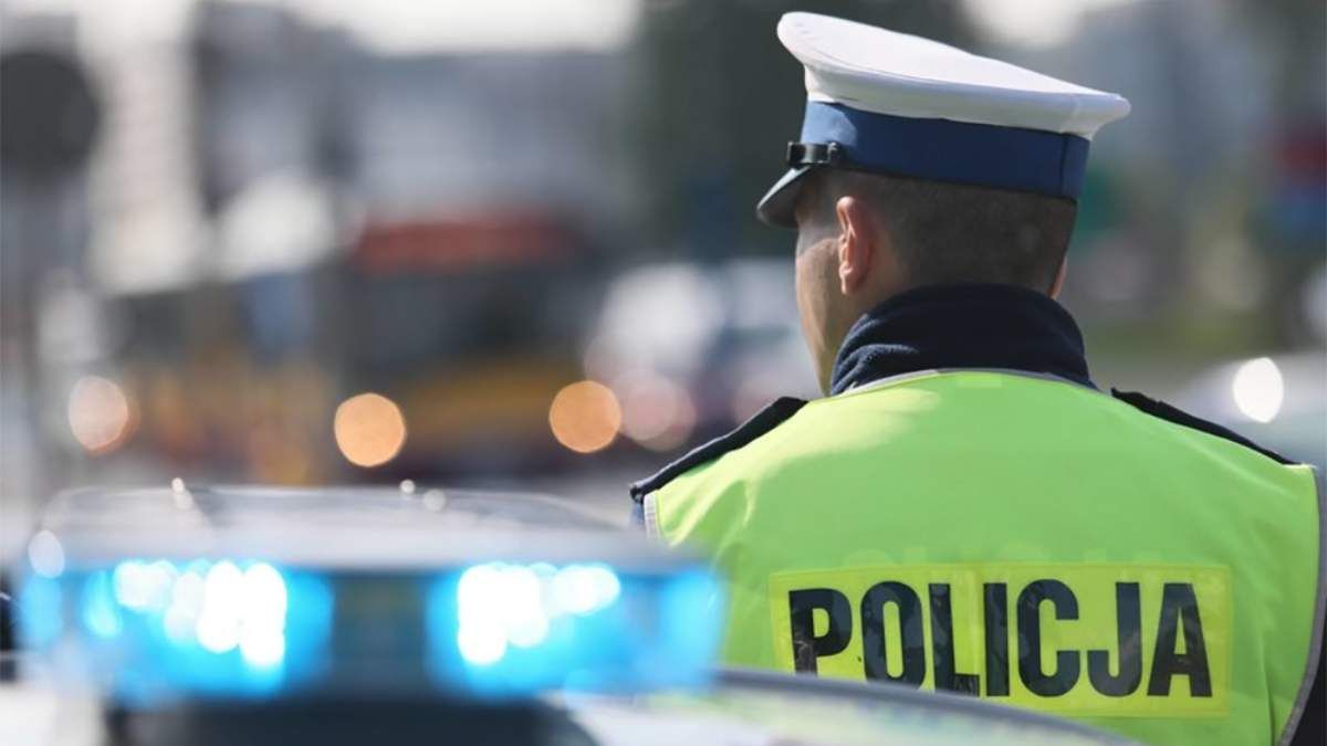 Внезапно вышел на дорогу: украинец погиб в Польше под колесами грузовика - Закордон Внезапно вышел на дорогу: украинец погиб в Польше под колесами грузовика - Закордон