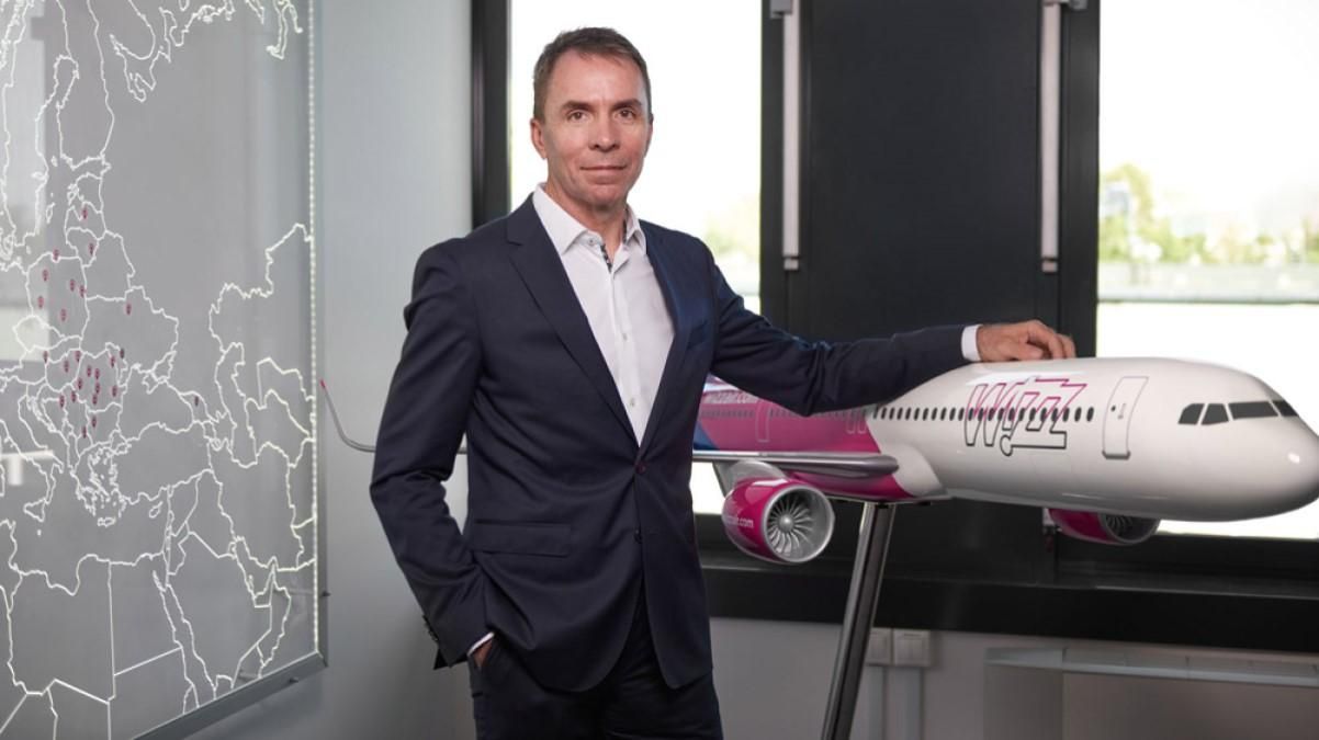 Смітники замість підвищення зарплати: польський екіпаж Wizz Air обурився "подарунком" компанії - Закордон