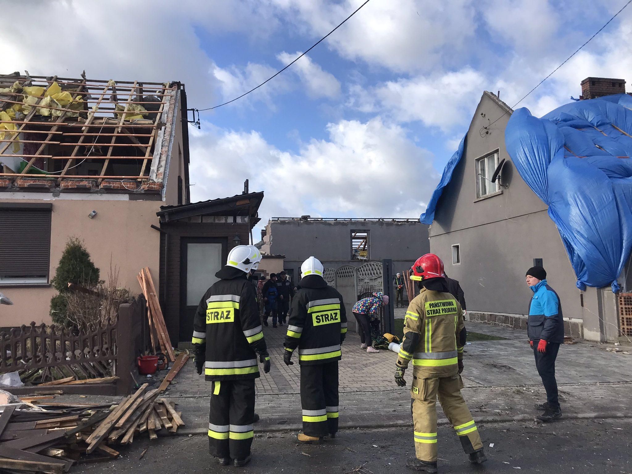 Новый мощный циклон: в Польше ожидается вторая волна непогоды с сильным ветром - Закордон Новый мощный циклон: в Польше ожидается вторая волна непогоды с сильным ветром - Закордон