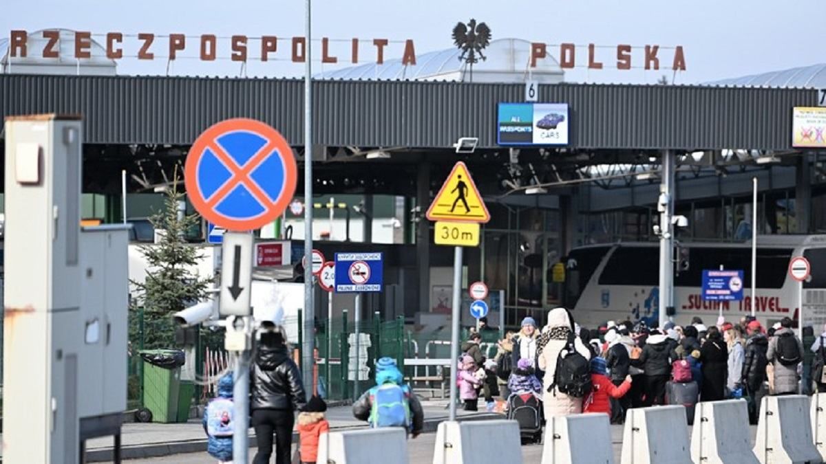 ZUS будет помогать беженцам из Украины найти жилье в Польше - Закордон ZUS будет помогать беженцам из Украины найти жилье в Польше - Закордон