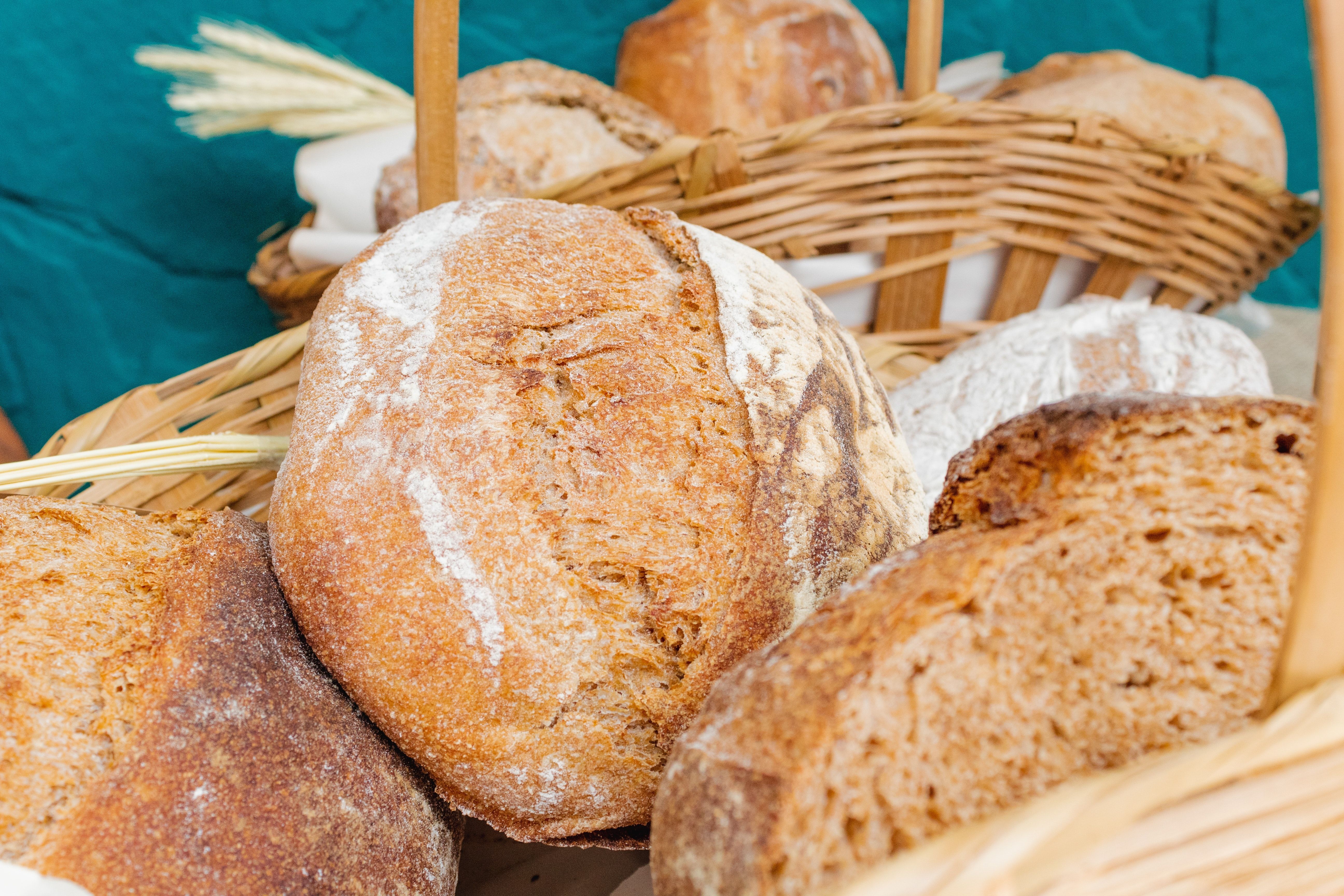 Життя в Європі дорожчає: ціни на хліб в Польщі можуть вирости в 4 рази - Закордон