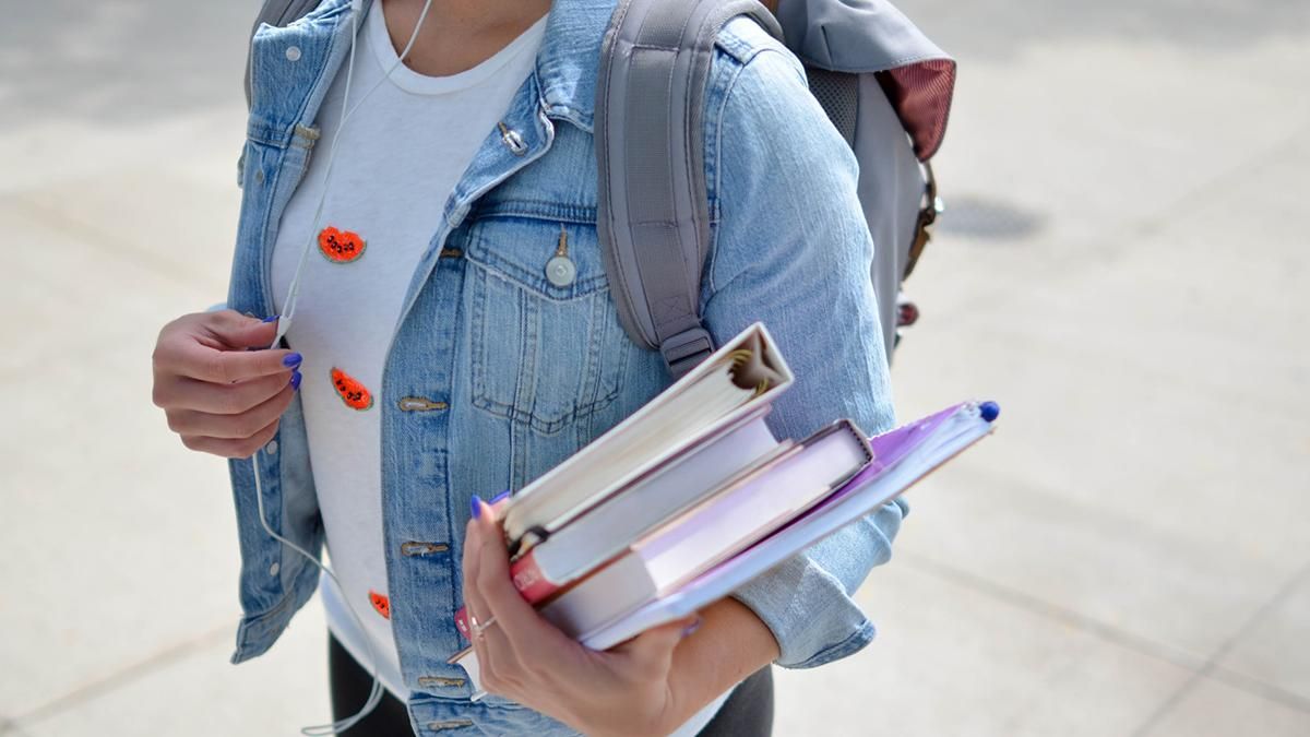 Як українським дітям продовжити навчання у Польщі та чим їх зайняти на дозвіллі - Закордон Як українським дітям продовжити навчання у Польщі та чим їх зайняти на дозвіллі - Закордон