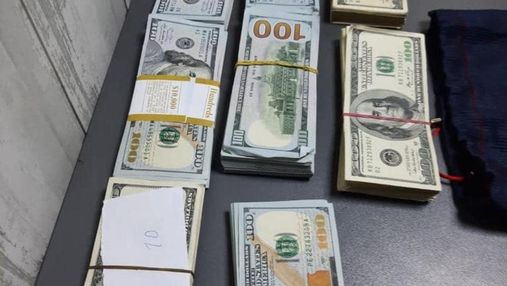 Иностранец "забыл" задекларировать 190 тысяч долларов и остался без денег