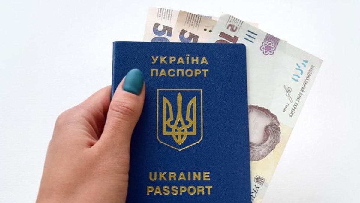 Скільки готівкової гривні завезли до Польщі українці - Закордон Скільки готівкової гривні завезли до Польщі українці - Закордон