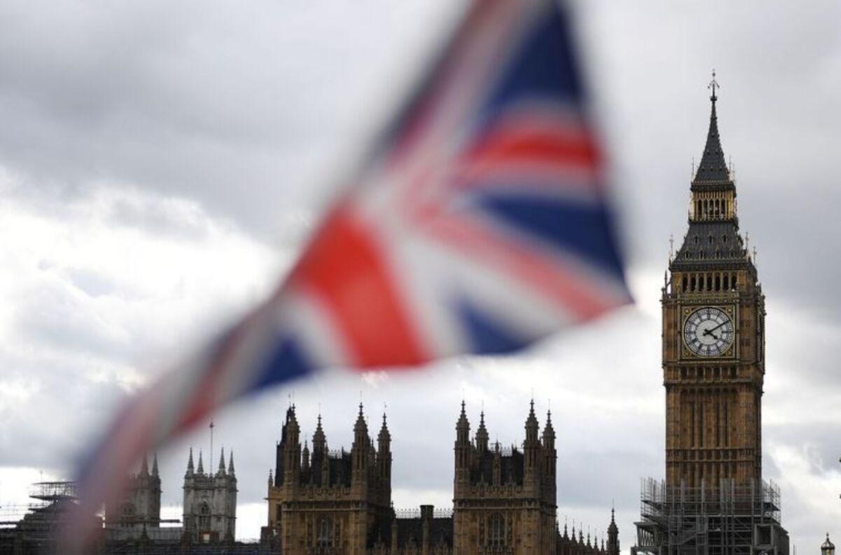 В Британии для украинцев создали специальный справочник: что можно узнать - Закордон В Британии для украинцев создали специальный справочник: что можно узнать - Закордон