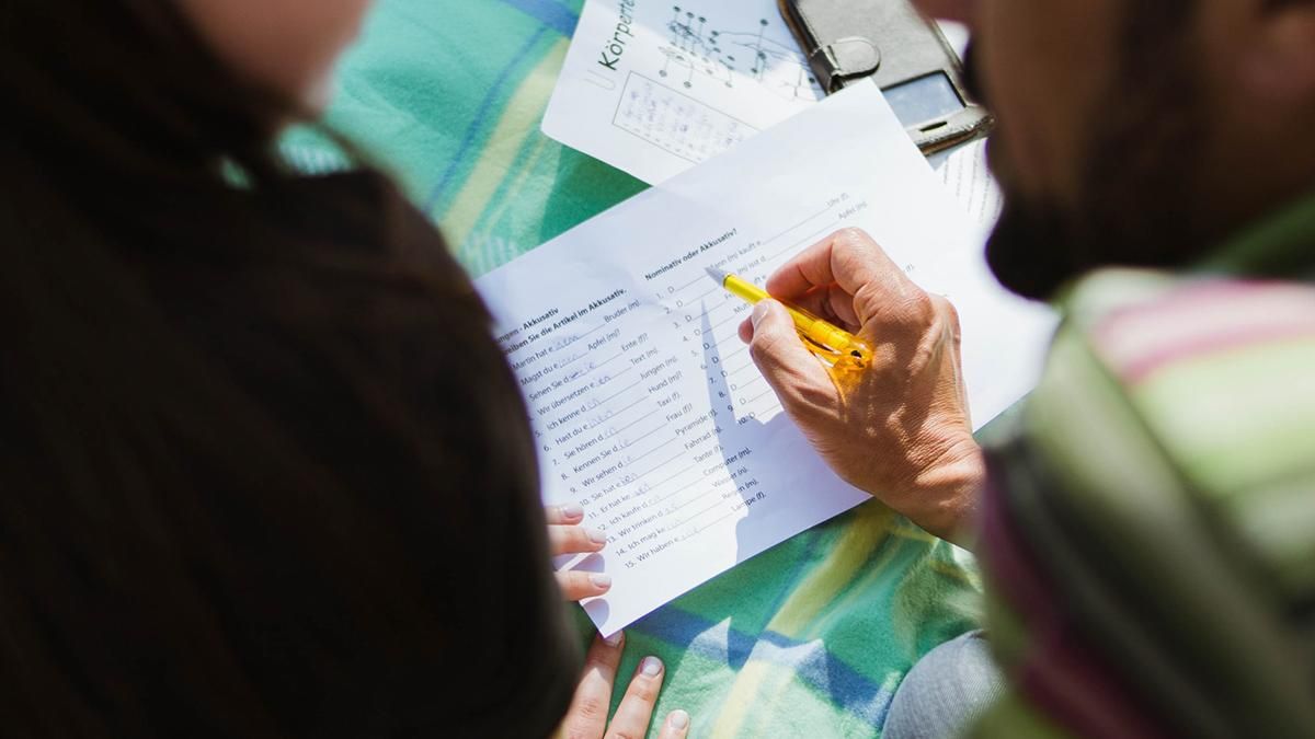 У Польщі оголосили набір на безкоштовні мовні курси для українців, за які даватимуть стипендію - Закордон У Польщі оголосили набір на безкоштовні мовні курси для українців, за які даватимуть стипендію - Закордон