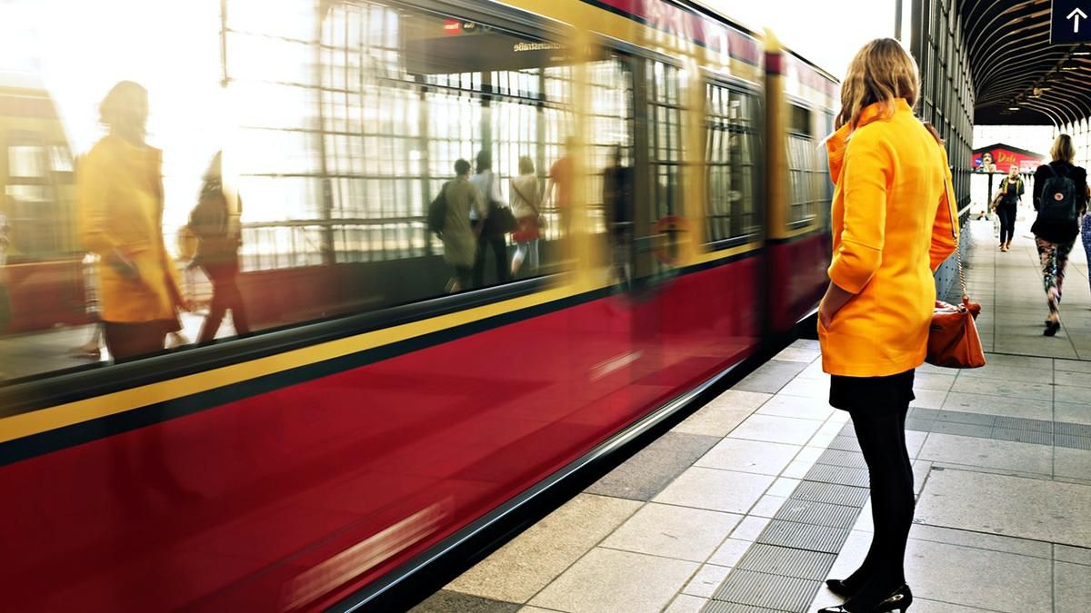 Прага готує зміни до правил безкоштовного проїзду у транспорті чого очікувати біженцям - Закордон Прага готує зміни до правил безкоштовного проїзду у транспорті чого очікувати біженцям - Закордон