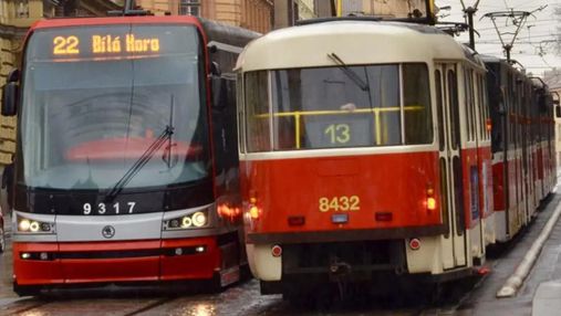 5 видео от водителей трамваев в Праге, которые доказывают, что эта профессия требует выдержки