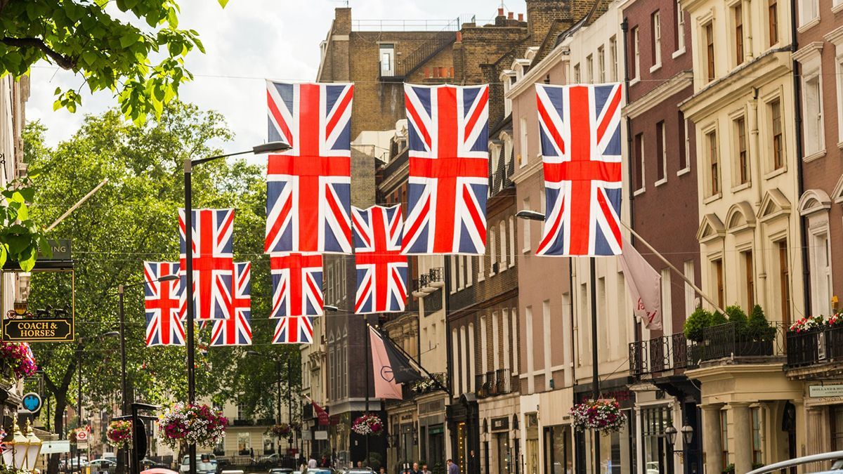 Сколько украинских беженцев уже приняла Великая Британия - Закордон Сколько украинских беженцев уже приняла Великая Британия - Закордон