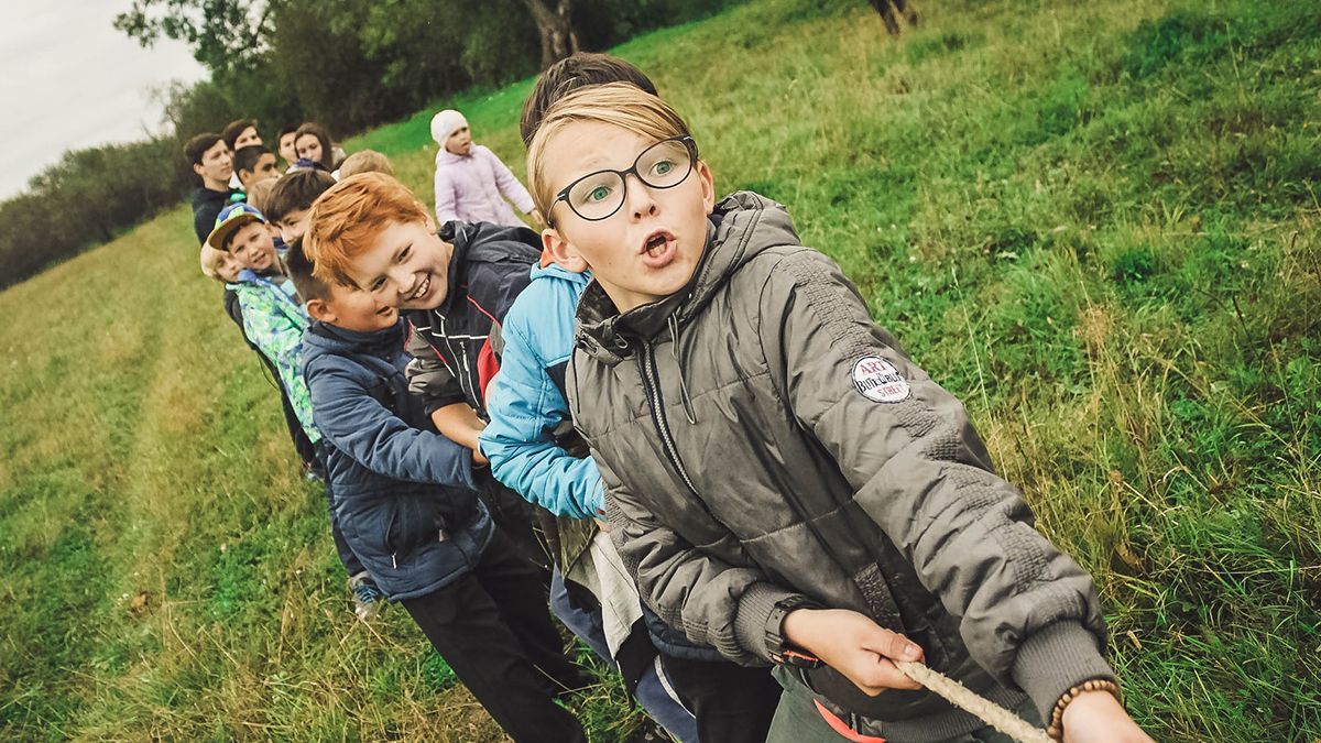 Чим зайняти дітей під час літніх канікул в Польщі  у Варшаві триває набір у міський табір - Закордон