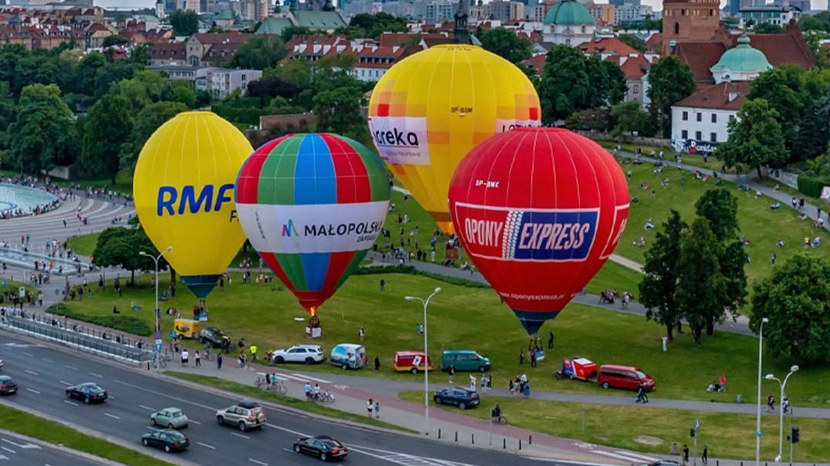 Полеты на воздушных шарах  программа празднования 50-летия реконструкции Королевского замка - Закордон