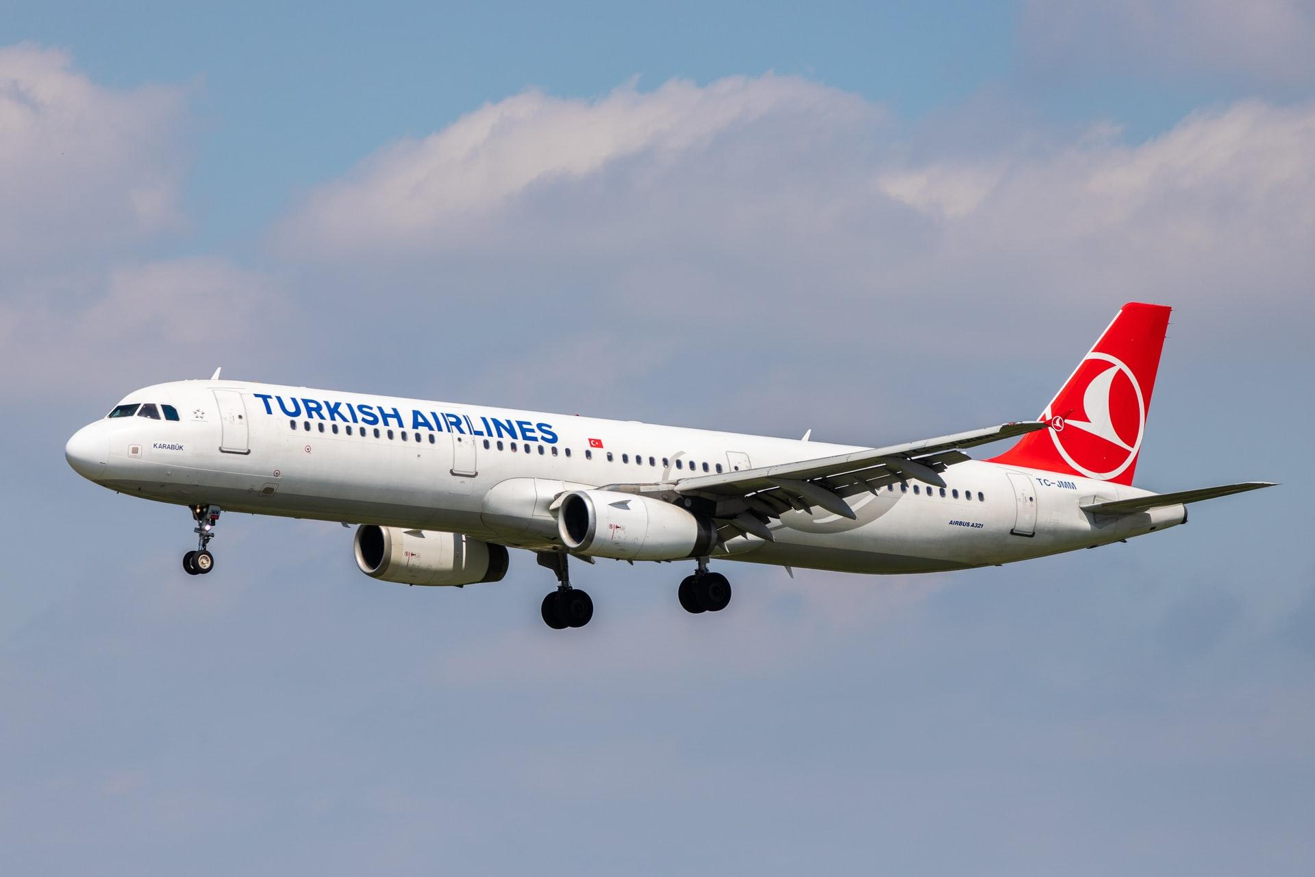 Шалена акція від Turkish Airlines  добірка дешевих рейсів для українців за кордоном - Закордон