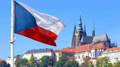 Чехия изменила правила размещения украинских беженцев и усилила паспортный контроль