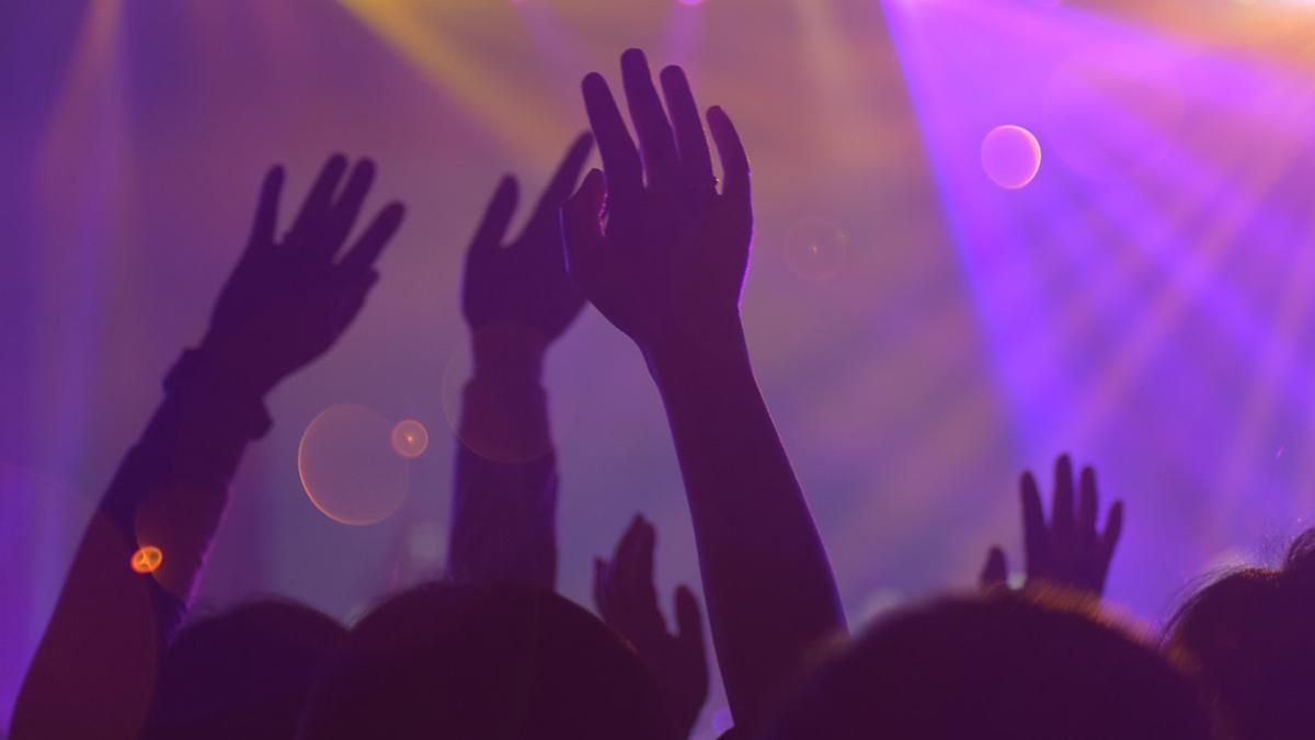 Украинцы — полякам в Варшаве пройдет марш и концерт в знак благодарности польскому народу - Закордон Украинцы — полякам в Варшаве пройдет марш и концерт в знак благодарности польскому народу - Закордон