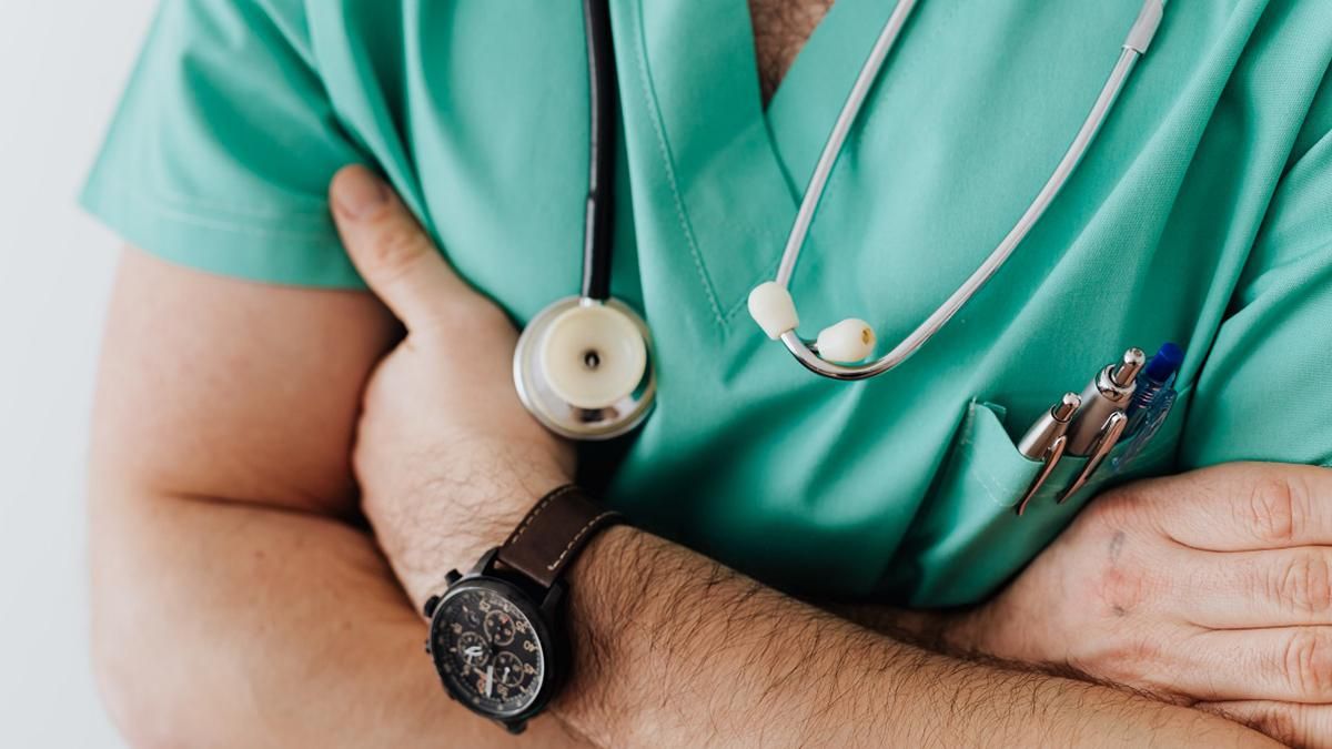 У Чехії запустили для біженців україномовний сервіс лікарських консультацій - Закордон У Чехії запустили для біженців україномовний сервіс лікарських консультацій - Закордон