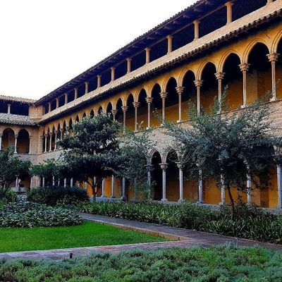 Как бесплатно посетить 700-летний монастырь Педральбес в Барселоне: шпаргалка для туристов