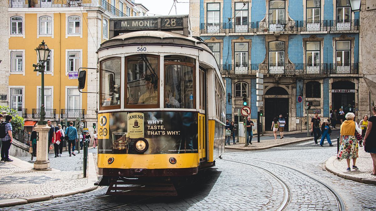 У Португалії скасували усі коронавірусні обмеження на в'їзд - Закордон У Португалії скасували усі коронавірусні обмеження на в'їзд - Закордон