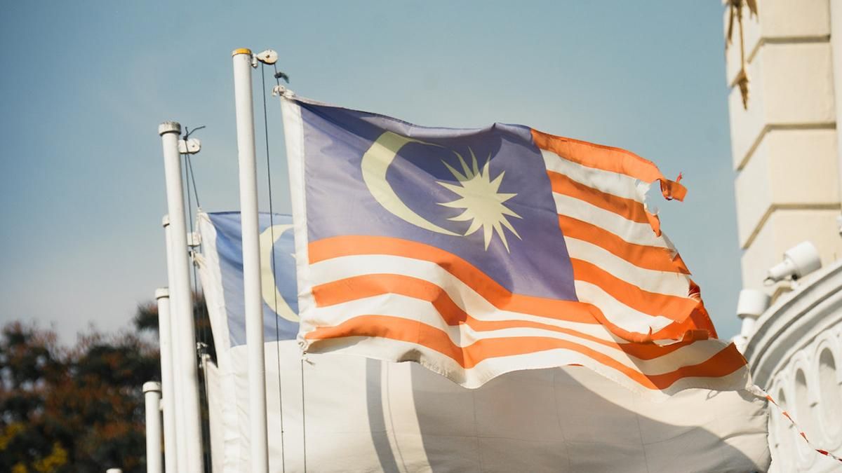Малайзія скасувала коронавірусні обмеження