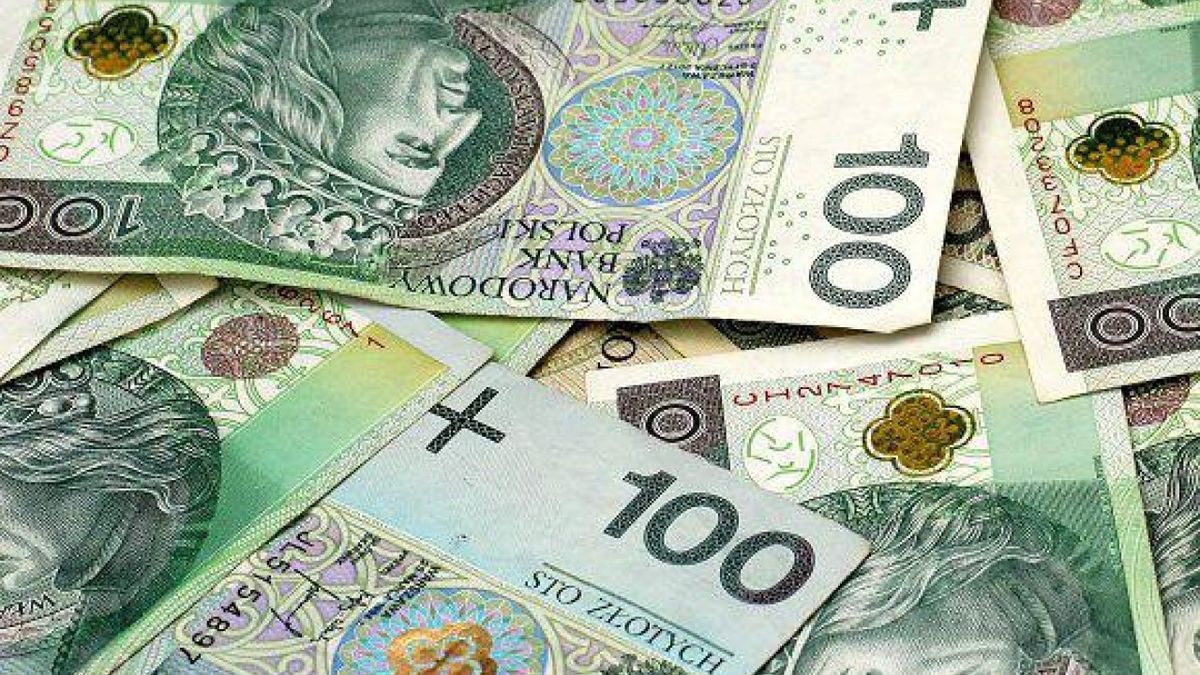 Ваучери на 500 злотих для українських біженців у Польщі хто може отримати - Закордон Ваучери на 500 злотих для українських біженців у Польщі хто може отримати - Закордон