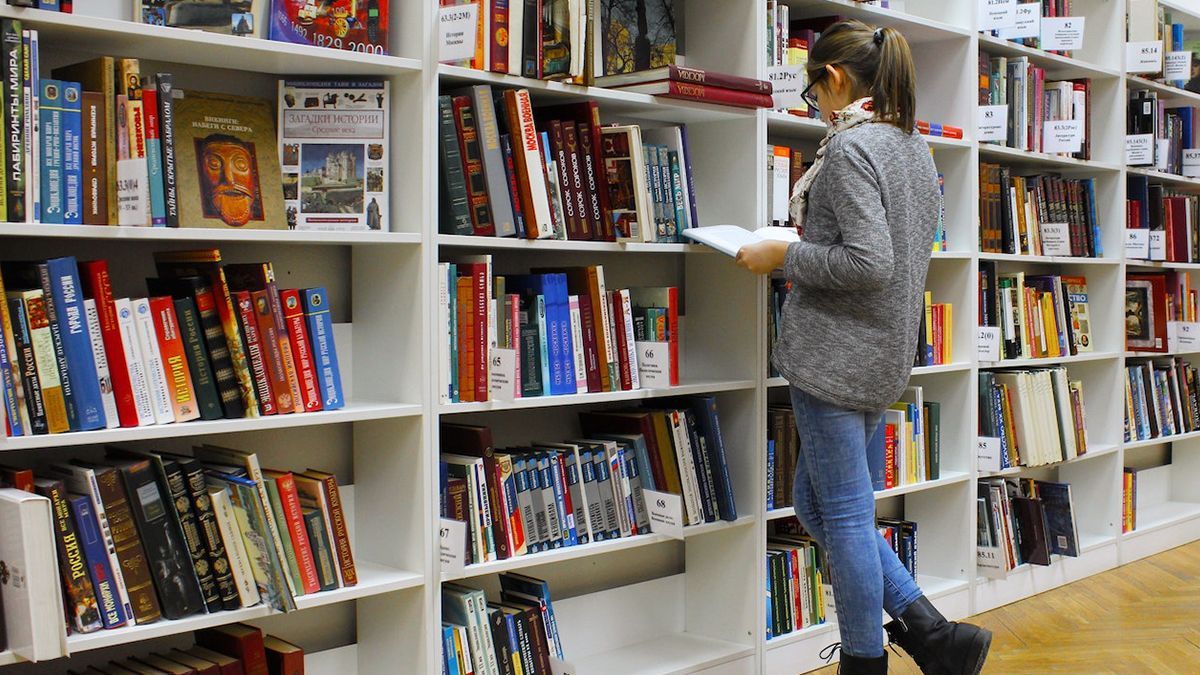 У Великій Британії надрукували тисячі книжок українською У Великій Британії надрукували тисячі книжок українською