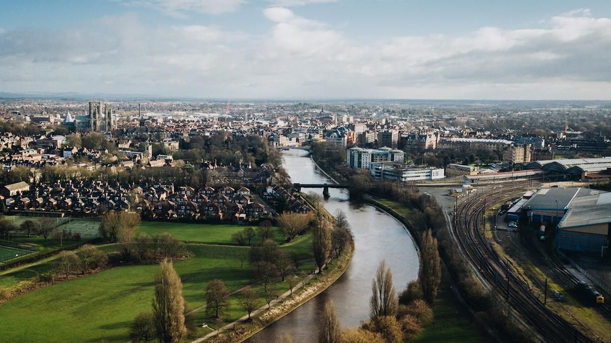 Какой город в Великой Британии лучше всего подходит для внутреннего туризма Какой город в Великой Британии лучше всего подходит для внутреннего туризма
